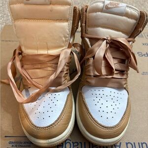 Nike Jordan 1 Gold and White Sneakers